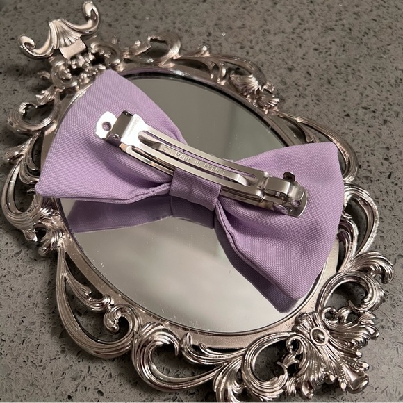 American Apparel Lilac Bow Clip - Picture 2 of 4